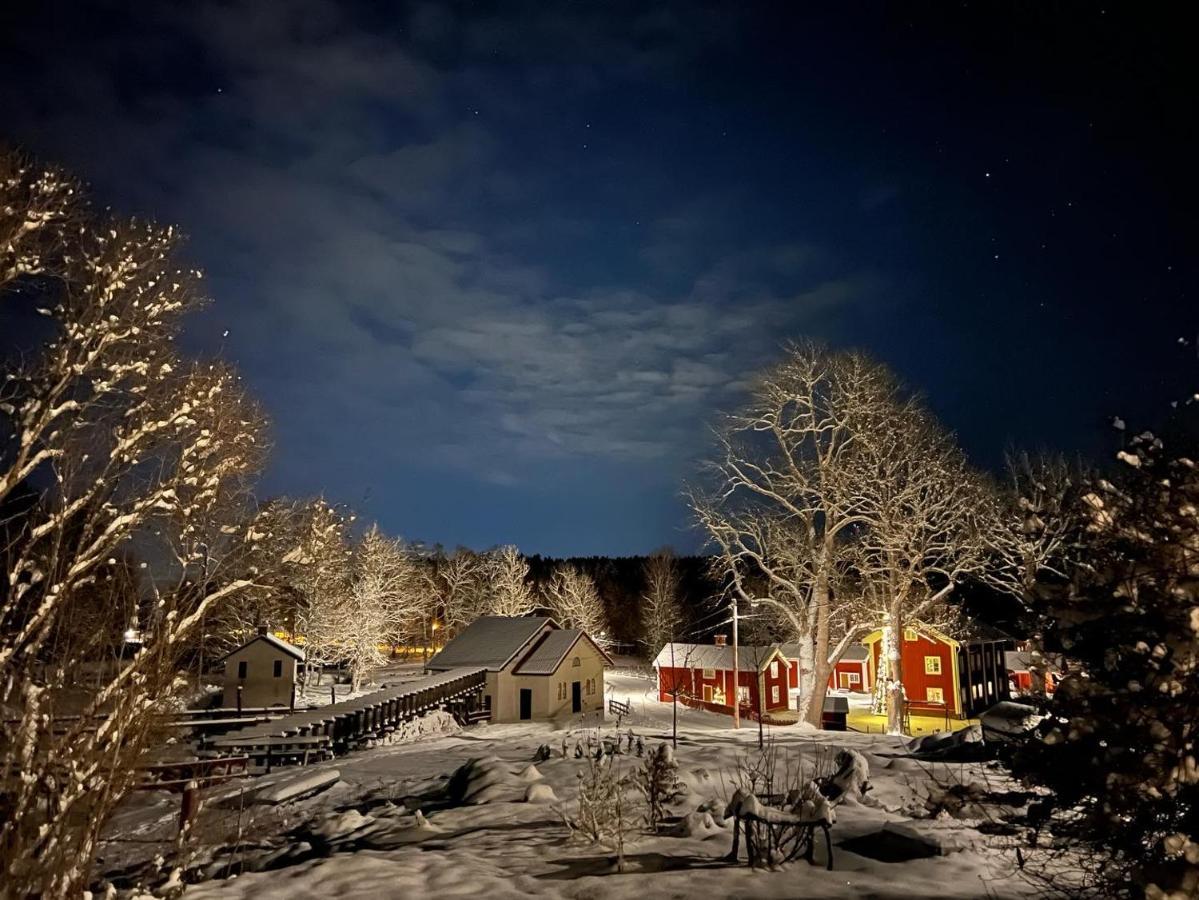 Lilla Backstugan Nora  Buitenkant foto